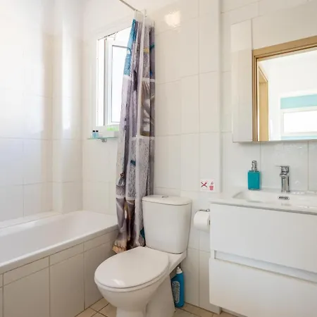 Vila Vitamin Blue Protaras