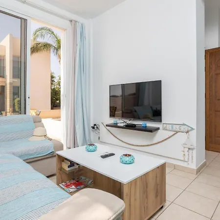 Vitamin Blue Villa Protaras