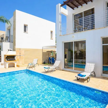 Vitamin Blue Protaras