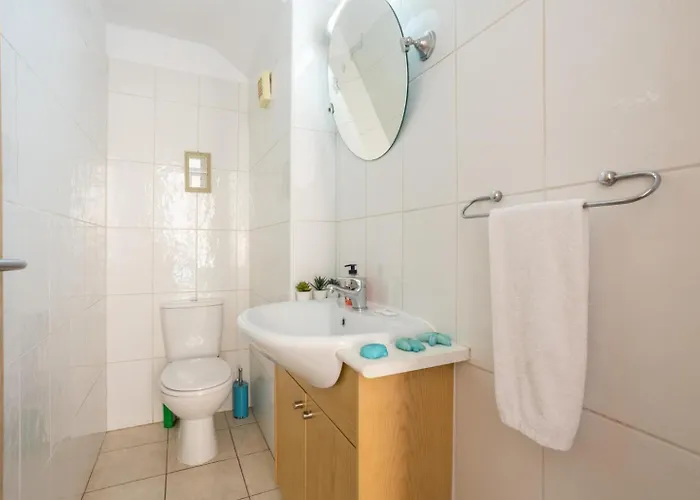 Vitamin Blue Вилла Протарас