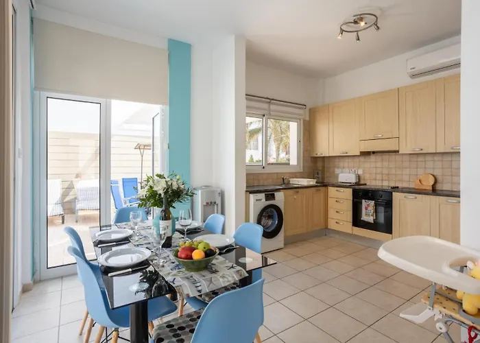 Vitamin Blue Villa *